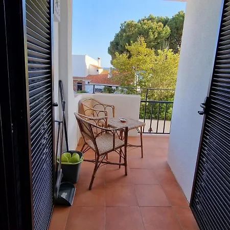 Akisol Euphoria Apartment